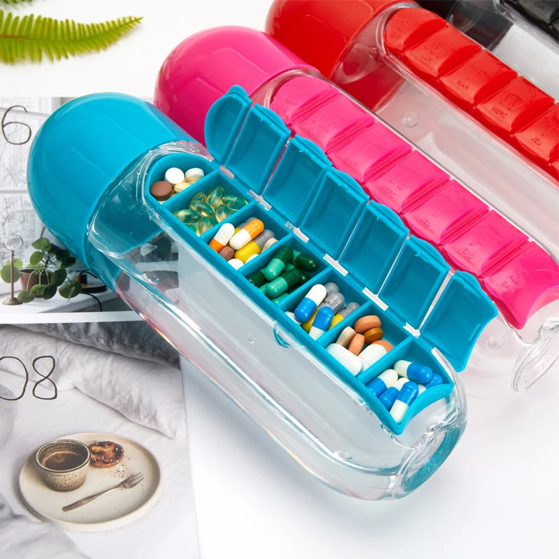2-i-1 Vattenflaska & Pillerbox – BPA-fri